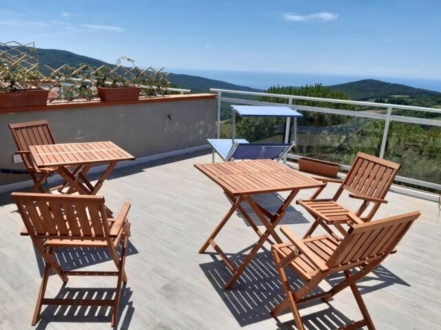 Vista Sulle Isole Dell'Arcipelago Toscano Nibbiaia Exteriör bild